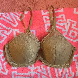 Lace beige nude color bra in 36DD